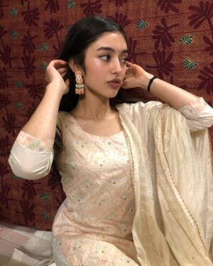 Srishte Kalia Instagram - That picture dump 🥹
.
.
#thegirlfromhimachal 
#instagram #instadaily #instagood #instadaily #instalike #instapost #feed #post #picturedump #random #explorepage #explore #fyp #foryoupage