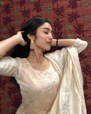 Srishte Kalia Instagram - That picture dump 🥹
.
.
#thegirlfromhimachal 
#instagram #instadaily #instagood #instadaily #instalike #instapost #feed #post #picturedump #random #explorepage #explore #fyp #foryoupage