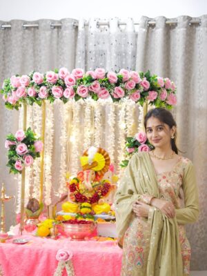 Srushti Ambavale Instagram - All eyes on modak & bappa 🌺