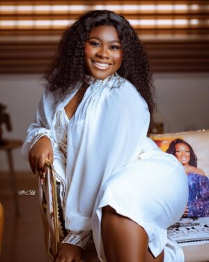 Stacy Amoateng Instagram - My baby Beyonce @effybeyonce . A glorious birthday to you. May your days be blessed and beautiful like your heart. The family lawyer, the drama queen, you are loved beyond measure. Enjoy your day
Outfit @stacysboutiquegh
Hair @hairduties
Hair stylist @hairmate.gh
Photographer @starclick_photography
