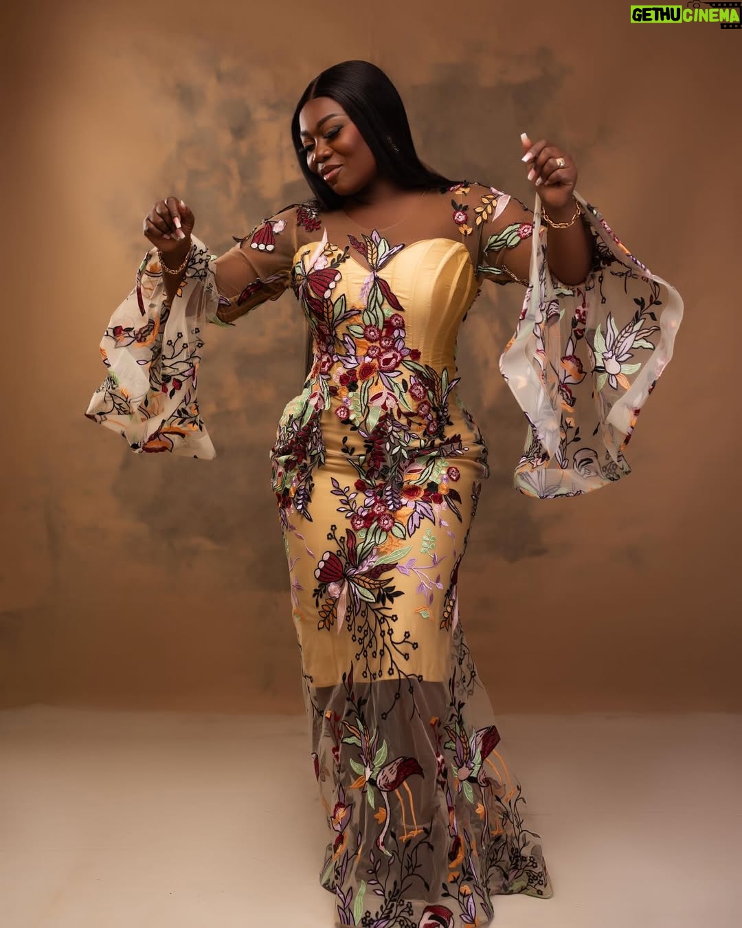 Stacy Amoateng - 1.9K Likes - Growing up, I had great dreams and ambitions and I made a conscious effort to work towards them relentlessly. I made choices with my full chest and never backed down regardless the obstacles. As I have grown older I am proud of the choices and take responsibility for all that didn’t go my way. One thing is, never be afraid to accept your mistakes. Never be afraid to start all over again. Never be afraid to lose as the wounds of your loss will drive out the zeal to win the next time. Keep pushing because you are a storm and you will conquer.