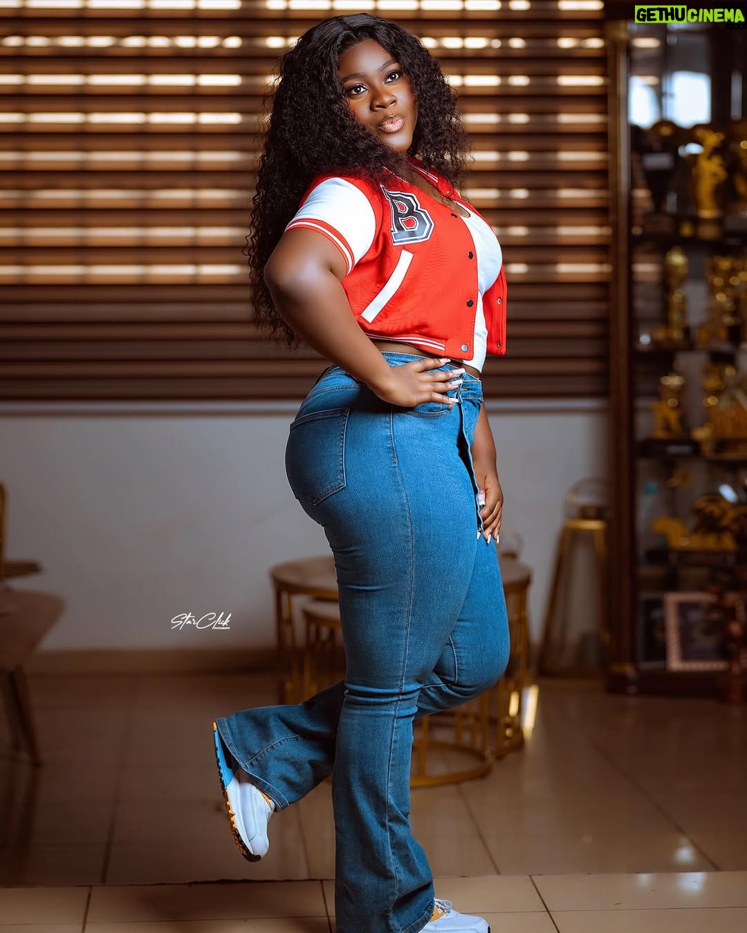 Stacy Amoateng - 4.9K Likes - Thank you for all the love,prayers,best wishes and love showered on my baby @effybeyonce . We are grateful

Hair @hairduties 
Make up @kayys_glam 
Hairstylist @hair 
Photographer @starclick_photography