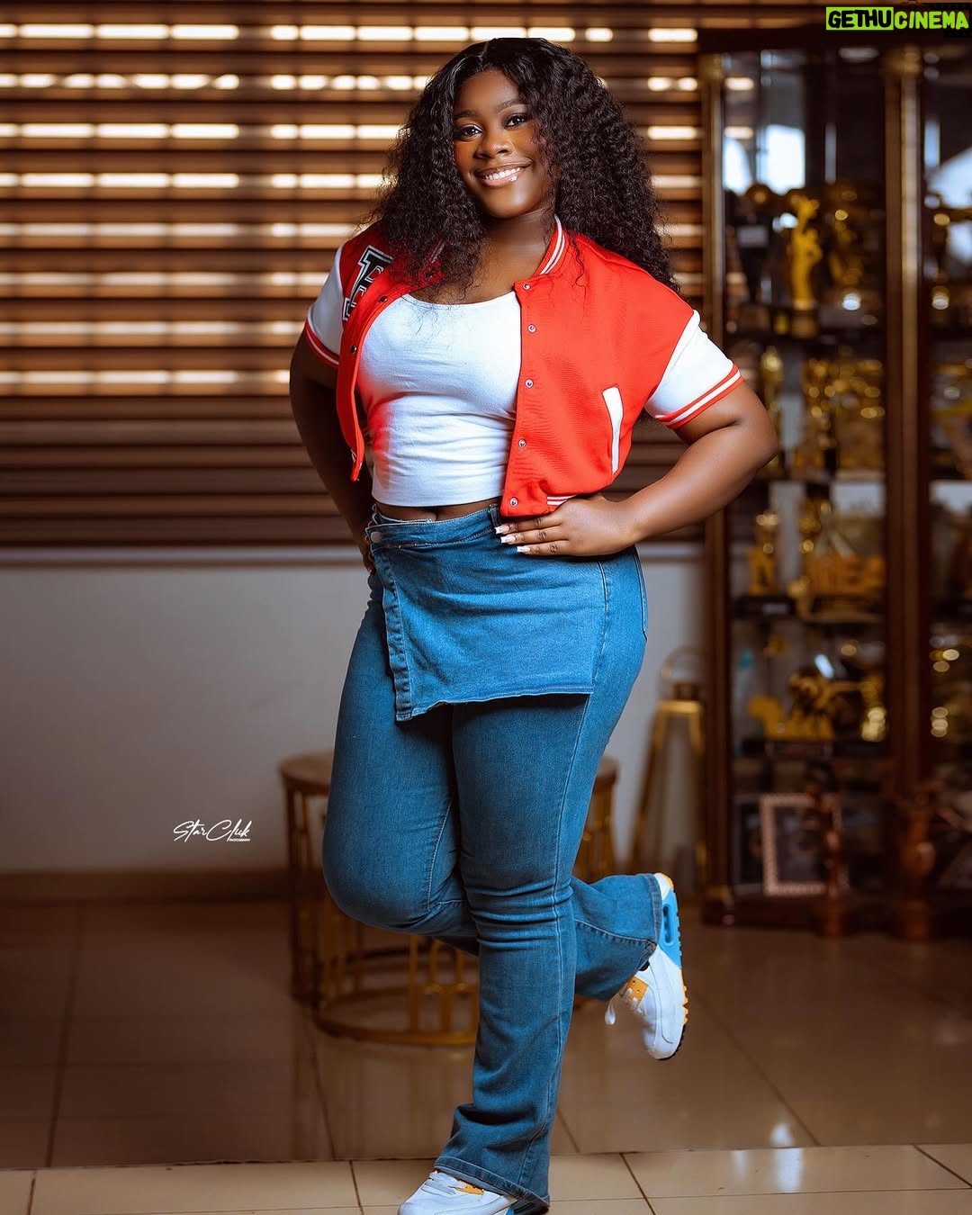 Stacy Amoateng - 4.9K Likes - Thank you for all the love,prayers,best wishes and love showered on my baby @effybeyonce . We are grateful

Hair @hairduties 
Make up @kayys_glam 
Hairstylist @hair 
Photographer @starclick_photography
