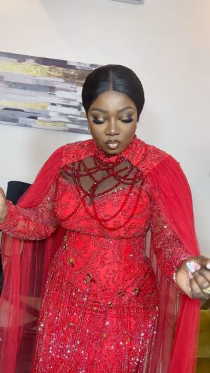 Stacy Amoateng Instagram - Dinning with the king, HRM Otumfuo Osei Tutu II for the centenary celebration of the return of King Prempeh I from exile.
Cc@empressgifty
Outfit @quophiakotuahghana
Make up @osiaw_makeover
Hair @hairduties