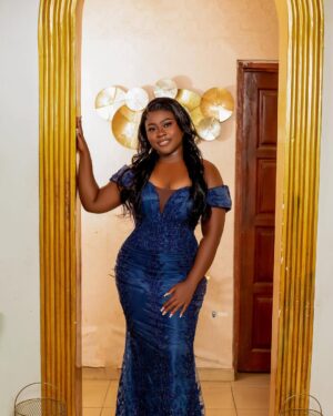 Stacy Amoateng Instagram - It’s Sweet 16 for my baby @effybeyonce .Allow me to flood your space with this dose of graciousness. Baby girl enjoy the day to the fullest. Love you Beyonce
Outfit @abs__luxeline
Make up @kayys_glam
Hair @hairduties
Hair stylist @hairmate.gh
Photographer @enfransphotography