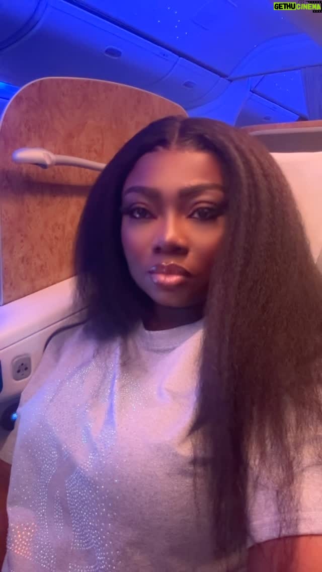Stacy Amoateng - 2.4K Likes - Time out 

Outfit @stacyamoatenggh 
Hair @hairduties 
Make up @nancyblaq 
Hair stylist @hairmate.gh 
Bag @jujude_divastrend