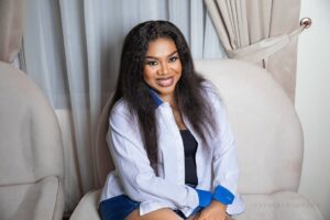 Stella Damasus Instagram - 🤍💙 Cleansing your TL with more pictures from The Art of Heart Soundtrack music video shoot 🤭. Haven’t seen the video yet? Then head over to Stella Damasus TV on #YouTube and watch it now. You can also stream this song on all platforms 🙌🏾.
📸 by @izzybelleimages
Styled by @ikechukwuurum @iamisaacjon
Asst Costume @thetomiwaafo
Makeup by @eangelsglam
#TAOH #TheArtOfHeart #Love #LoveSong #Music #MusicVideo #Soundtrack #StellaDamasus #Blessed
