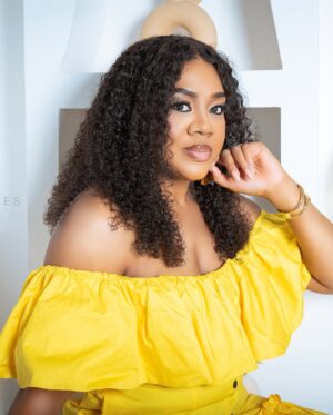 Stella Damasus Instagram - 🌼 Have you seen The Art of Heart Soundtrack music video?? Head over to Stella Damasus TV on #YouTube and watch it now. You can also stream this song on all platforms 🙌🏾.
📸 by @izzybelleimages
Styled by @ikechukwuurum @iamisaacjon
Asst Costume @thetomiwaafo
Makeup by @eangelsglam
#TAOH #TheArtOfHeart #Love #LoveSong #Music #MusicVideo #Soundtrack #StellaDamasus