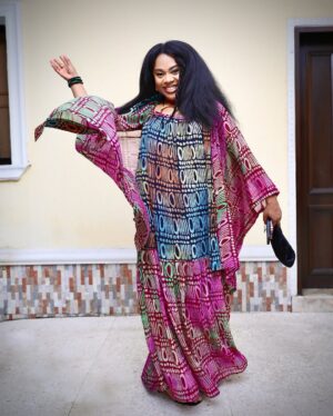 Stella Damasus Instagram - You4Me … But it’s really me for me 🤭 #YourWCW 😜 #WomanCrush #StellaDamasus
📸 @izzybelleimages. 💍 @trufacebygrace