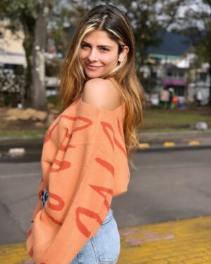Stephania Duque Instagram - Hola 🧡