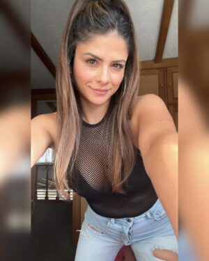 Stephania Duque Instagram - 🖤