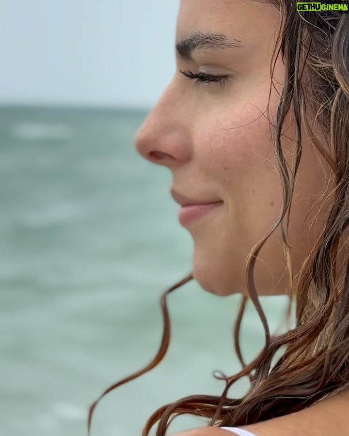 Stephania Duque - 68.4K Likes - ¡Todo lo que viene bonito será! 🙏🏼 🌟❤️‍🔥
