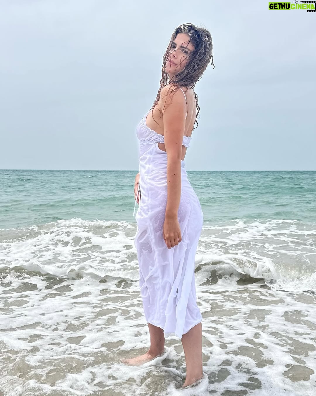Stephania Duque - 68.4K Likes - ¡Todo lo que viene bonito será! 🙏🏼 🌟❤️‍🔥