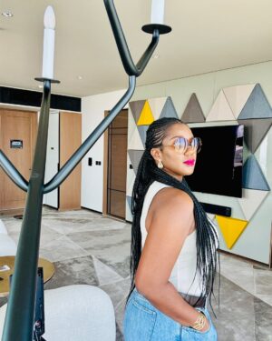 Stephanie Okereke Linus Instagram - Eyes forward. Mind focused. Heart unstoppable. Good morning Amazonians and Warlords❤️