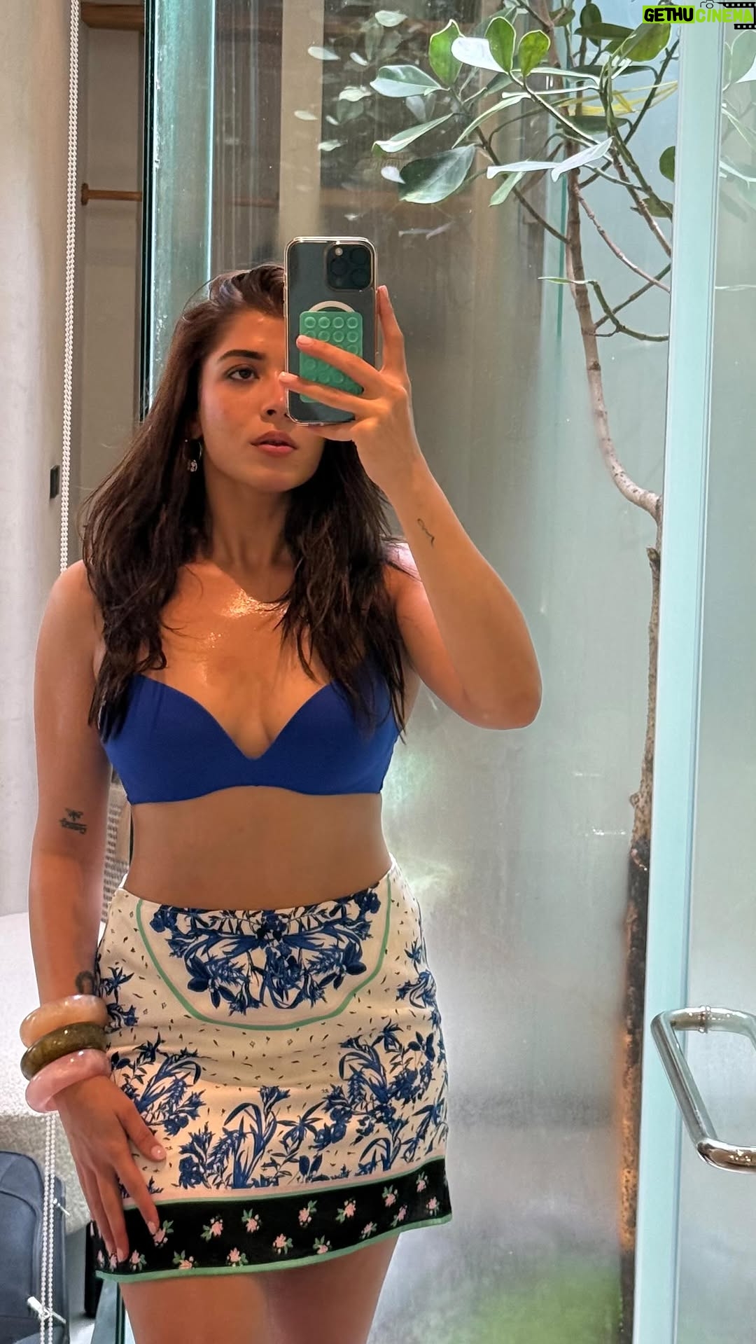 Sukhmani Gambhir - 26K Likes - Phuket day 2 fit 🏖️ 
Outfit @in.urbansuburban 
Stacks @womencode.in
