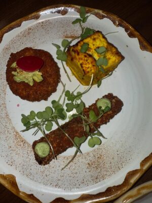 Sukhmani Gambhir Instagram - Birthday Lunch made special by @loya.taj its More than a restaurant—Loya is a celebration of timeless recipes, soulful gatherings, and North India’s rich culinary spirit. 💫 #LoyaMumbai #TajMahalMumbai