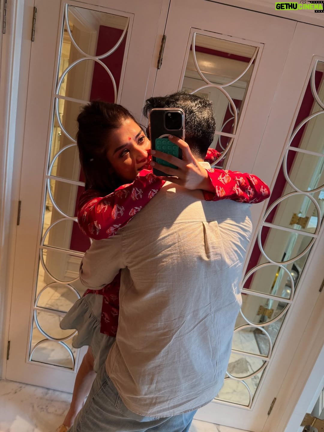 Sukhmani Gambhir - 31.7K Likes - Barish wala Birthday ❤️
My red kurti @_amaanyaa_