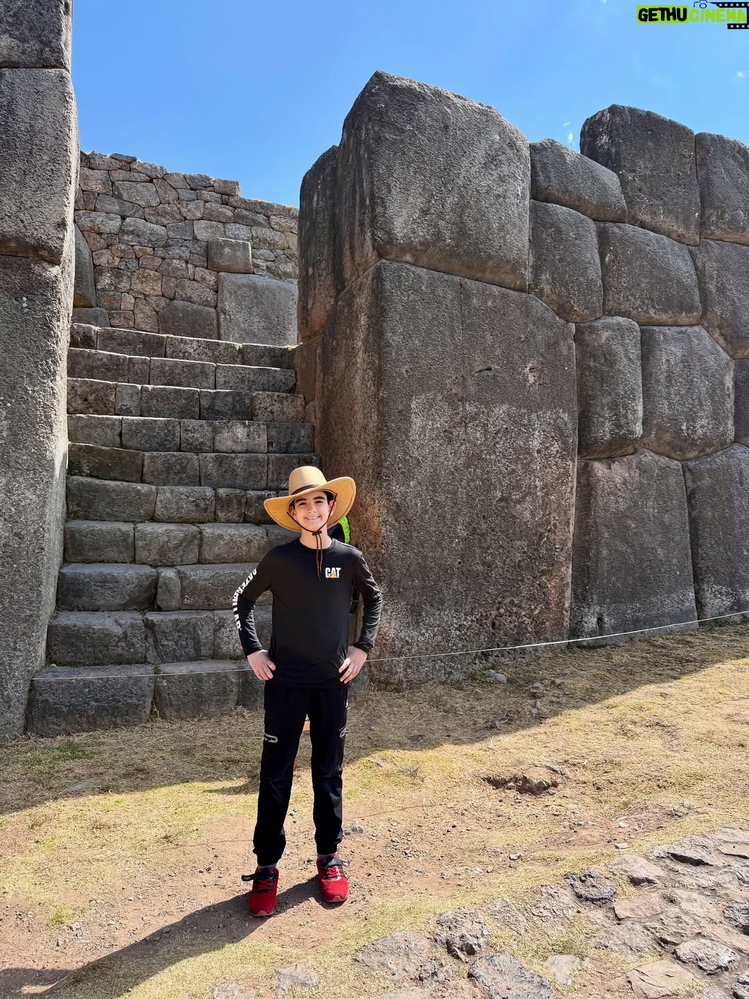 Sully Sáenz - 88.7K Likes - Así celebré yo a mi Perú! 🇵🇪 Mostrándole a Marche nuestras raíces y todo el encanto de este hermoso pais! Muy orgullosa de ser peruana! ❤️

This is how I celebrated my Peru! 🇵🇪 Showing Marche our roots and all the charm of this beautiful country! So proud to be Peruvian! ❤️

#peru #cuzco #saqsayhuaman #peruvian #feliz28dejulio