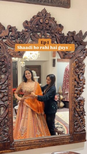 Suman Kothari Instagram - Bhaiii wedding shopping is in a full swing & i cant wait to showcase it all …we’ve visited a number of boutiques from delhi , mumbai , vadodara , surat what not & i’ve shortlisted a few of my fav’s which might be helpful to you guys ... will make sure this series end up being helpful to u if you’re getting married or if you have a wedding in your house, also this wedding season get yourself some gold from @lorealparis , their all new Gold collection L’Oréal Paris Color Riche Satin lipsticks they come in come in 11 various shades & are are truly amazing, my fav is the Nu Unstoppable✨ definitely give it a try …. Aur abh toh shaadi series buss shuru hi hui hai so stay tuned ❣️
.
.
.
#AD #OwnYourGold #ColorRiche #ColorRicheSatin #LOrealParis #lorealparismakeup