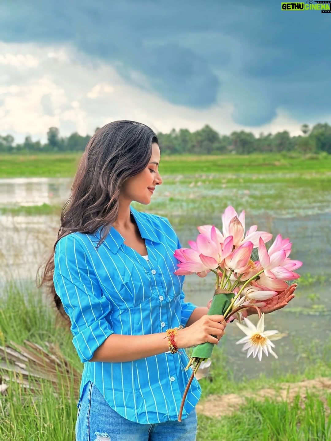 Sumedha Bhattacharyya - 9.7K Likes - 🪷💕

#lotus
