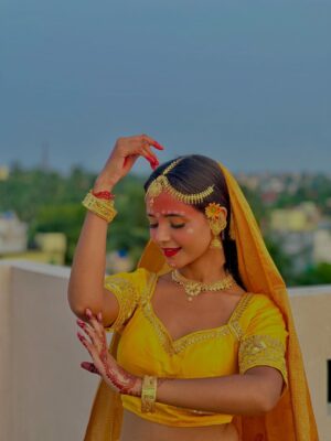 Sumedha Bhattacharyya Instagram - Radha Rani lage🦚🪈