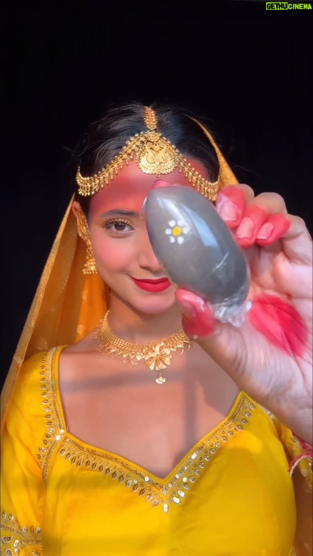 Sumedha Bhattacharyya - 140.1K Likes - Radha Rani Kolka 🌼

@thesumedha7 

#FestivewithSumedha 🌸 day 1/45🌸