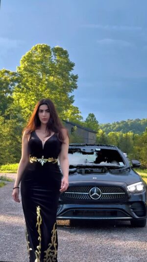 Sunaina Bhagi Instagram - Wheels > feels 😎
#flexfriday #dripcheck