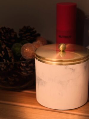 Sunaina Bhagi Instagram - @croscill 🩶 has your bathroom essentials covered with a variety of collections that are in trend with today's latest aesthetic. 🩶Timeless beauty, effortless elegance — by @croscill #luxuriouscomfort
You need this in your life. Trust me. Use sunaina30 for 30% off! 🩷
#croscill #croscilltimeless #croscillhome #inspiredbycroscill
#homestyle
#HomeGoals
#BedroomInspo
#LuxuryLiving
#CroscillHome
#CozyVibes
#ClassicStyle
#InteriorInspo
#BeddingGoals
#TimelessElegance
#HomeAesthetic
#BedroomMakeover
#DecorObsessed
#ComfortInStyle
#NeutralDecor
#chicandcozy