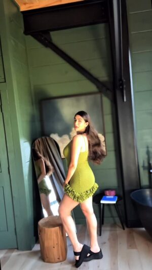 Sunaina Bhagi Instagram - POV: you caught me in my natural habitat… admiring the masterpiece 💁♀️📸