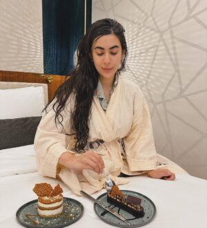 Sunaina Bhagi Instagram - Qatar’s warmest welcome, perfectly done @abesqdoha ❣️
@sprezzidoha
#Qatar #VisitQatar #QatarLiving #QatarLife #Doha #QatarHospitality #MiddleEasternHospitality #LuxuryExperience #ArabianNights #CulturalExperience #TravelInStyle #LuxuryLifestyle #TravelMoments #DiscoverQatar #TravelDiaries