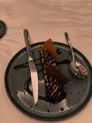 Sunaina Bhagi Instagram - Qatar’s warmest welcome, perfectly done @abesqdoha ❣️
@sprezzidoha
#Qatar #VisitQatar #QatarLiving #QatarLife #Doha #QatarHospitality #MiddleEasternHospitality #LuxuryExperience #ArabianNights #CulturalExperience #TravelInStyle #LuxuryLifestyle #TravelMoments #DiscoverQatar #TravelDiaries