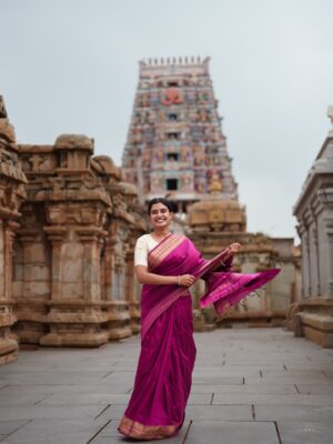Sushmitha Bhat Instagram - Temple series portraits.
Swipe and let us know which one is you favourite shot.
Few shots from our portrait photography workshop.
—
Muse: @sush_bhat
—
#shootwithhegdearun #createwithsony
