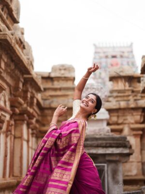 Sushmitha Bhat Instagram - Temple series portraits.
Swipe and let us know which one is you favourite shot.
Few shots from our portrait photography workshop.
—
Muse: @sush_bhat
—
#shootwithhegdearun #createwithsony