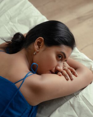 Sushmitha Bhat Instagram - I have always admired @irst_photography, it’s so minimalistic and bare that you don’t find a chance to hide behind a decor, often times it’s the most scariest because you just have to be YOU in front of the camera ! 🪁
The fabric for this dress was so generously given by @amithi_by_amit 🦋and stitched to perfection by my dear friend @yogitharavindrakumar 🦋