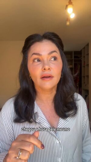 Suzana Alves Instagram - NĆ£o se cobre pelas suas conquistas emocionais, nĆ£o se cobre por sentir a paz que excede todo entendimento em um momento difĆcil que esteja passando, isso Ć© promessa de Deus em sua palavra, a BĆblia! Suportar te faz uma grande pessoa em Cristo, te faz mais parecida com ele, experimente mais suportar com Deus que as conquistas chegam com toda maturidade e autoridade que deve chegar, no EspĆrito Santo!!! BOM DIA!!! šš¼ā£ļø