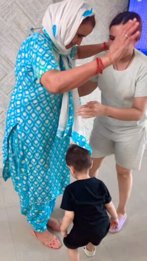 Swamit Badesra Instagram - सासू माँ गाँव से आ गई