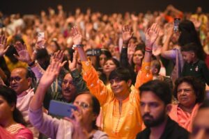 Swasti Mehul Jain Instagram - When Delhi turned into VRINDAVAN 🦚 Thousands gathered to sing with me, celebrate together Shri Krishn Janmashtami, organized by the upcoming tallest temple of world, Vrindavan Chandrodaya Mandir @vcmvrindavan .
An experience of a lifetime, every song was a journey, expressing different Krishn leela ❤️
Redefining the soundscape of devotionals, my team worked so so hard to curate this duvine experience.
Grateful for all the love and blessings from you all & the VCM family, @chanchalapathidasa prabhuji 😇
Show Director & supervisor @asm.talents @swastimehul.live
With my team Akshay, Kamal, Krishna, Aryan, Archit, Anmol, Shreya, Ketki, Monty,
Lights & Visuals : Dharmendra, Suhel, Varun (Orion Solutions)
Stylist : @shailjaanand
Custom outfit by @lush_by_riaakhurana
Jewellery by @aadamyastore
#styledbyshailjaanand
Assisted by @stylingbypreeti @nausheena_naaz
HMU by Meenakshi & team
📸 @thewhitecollarfilms
#krishnajanmashtami #janmashtami #iskcon #vrindavanchandrodayamandir #Vrindavan #liveconcert #swastimehul #swastimehullive