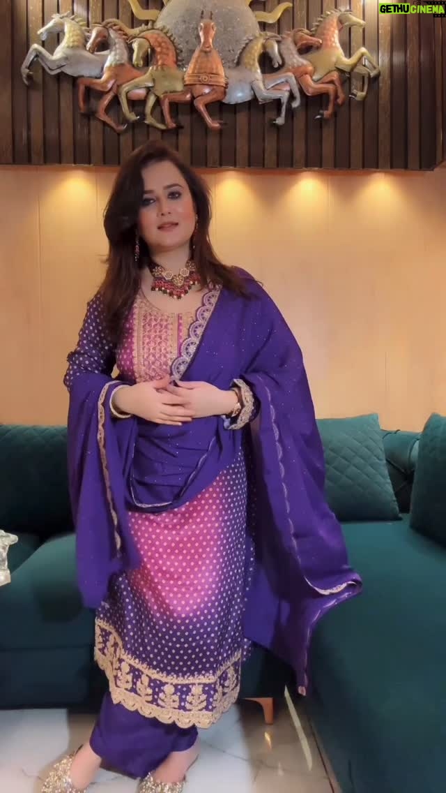 Swati Bhambra - 1.2K Likes - Type "Link" to get Purchase links of all products direct in ur inbox or Share this reel with me to get direct links in ur inbox.
@myntra