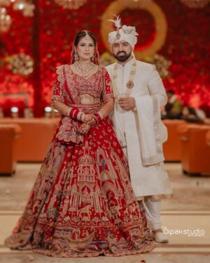 Swati Monga Instagram - Humari Permanent Booking Hogyi ❤️ @iamrajatsharma @swatimonga_
Photo Courtesy- @dipakstudiophotography
Rajat's Outfit- @vastrbyharpreet
Swati's Outfit- @sudhirbhaisareewala @hanutpaulofficial
Swati's Makeup- @makeoverbypreetigera
Swati's Jewellery- @jewel_street_
#rajatkiswati #marriage #shaadi #rajatswati #relationshipgoals #truelove #love #couplegoals #hearttouching #weddingpost #trending #foryou #viral
( wedding Post , relationshipgoals , shaadi , couplegoals , lehenga , sherwani )