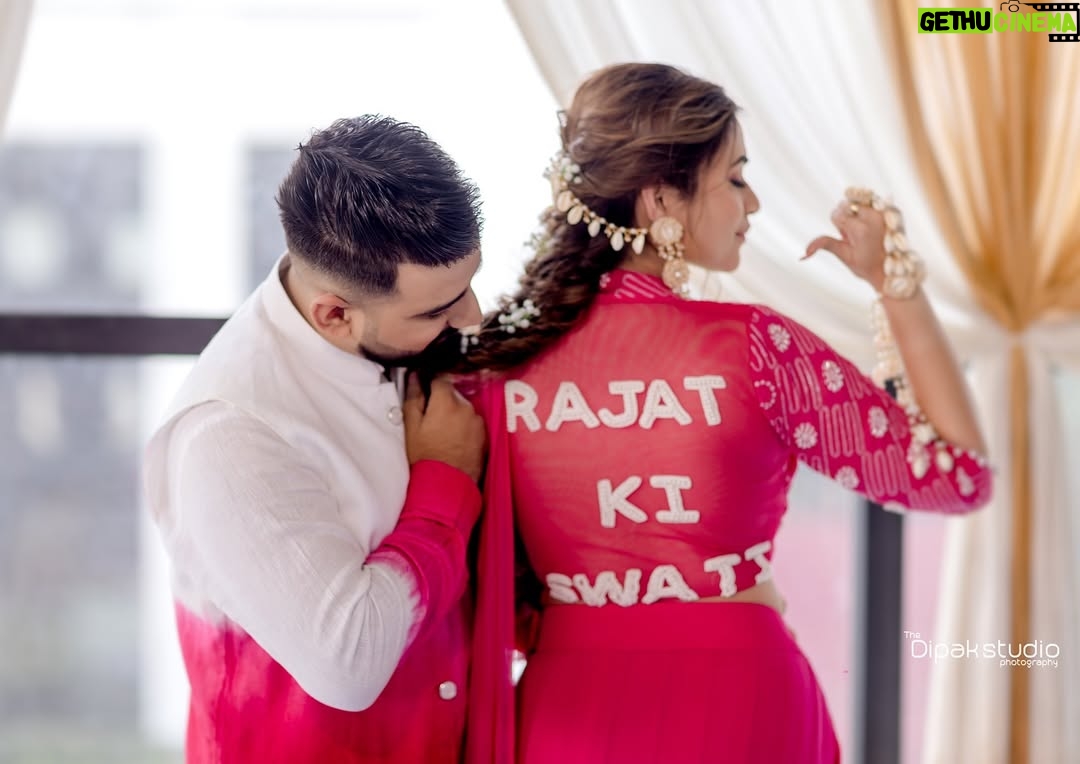 Swati Monga - 381.3K Likes - Kesariya Tera Ishq Hai Piya❤️🤤 Haldi Fun Begins✨ 1 Day To Go 💍 Watch Full Vlog On Youtube - RAJATSWATIVLOGS
Location- @tivolilotuscourt 
Picture Credits- @dipakstudiophotography 
Decor- @chatarpatarevents 
Swati's Outfit- @rc_ritikacreations 
Rajat's Outfit- @rockyfashiondesigner.co 

.
.
.
.
.
#swatimonga #rajatswati #rajatswativlogs #couplegoals #relatable #couple #couplecontent #coupleinfluencer #viralcouple #viral #viralreels #trendingreels #happycouple #explore #explorepage #wedding #wedding2024 #husbandandwife #haldi #haldiceremony  #haldifunction 

(Love,couple, happy content, couple goals, viral reels, trending reels, couple influencers, viral, viral couple, explore, wedding, wedding2024)