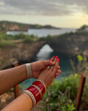 Swati Monga Instagram - MY FOREVER VALENTINE 🤍✨ Half A Decade To US🧿 14-02-2020♾️ It's A Win When You Get To Marry The Person You've Always Dreamed For🥺 I Love You Ladduu🥹 Can't Thank Enough God For You😇
.
.
.
.
.
#swatimonga #rajatswati #rajatswativlogs #couplegoals #relatable #couple #couplecontent #coupleinfluencer #viralcouple #viral #viralreels #trendingreels #happycouple #explore #explorepage #husbandandwife #newlymarried
(Love,couple, happy content, couple goals, viral reels, trending reels, couple influencers, viral, viral couple, explore)