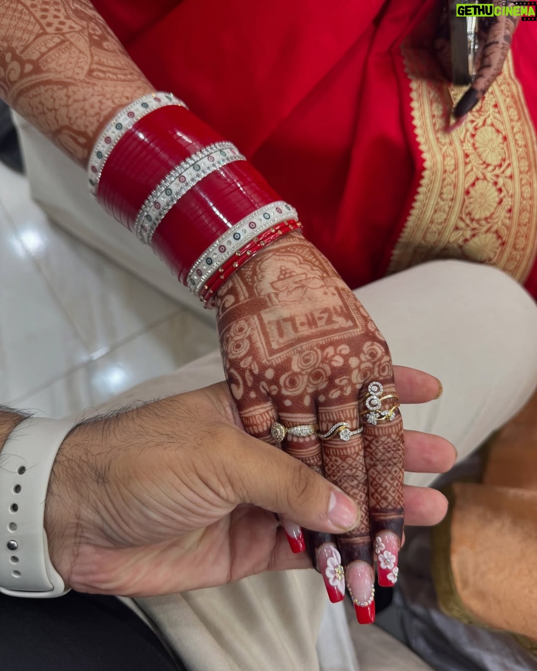 Swati Monga - 287K Likes - MY FOREVER VALENTINE 🤍✨ Half A Decade To US🧿 14-02-2020♾️ It's A Win When You Get To Marry The Person You've Always Dreamed For🥺 I Love You Ladduu🥹 Can't Thank Enough God For You😇 
.
.
.
.
.
#swatimonga #rajatswati #rajatswativlogs #couplegoals #relatable #couple #couplecontent #coupleinfluencer #viralcouple #viral #viralreels #trendingreels #happycouple #explore #explorepage #husbandandwife #newlymarried

(Love,couple, happy content, couple goals, viral reels, trending reels, couple influencers, viral, viral couple, explore)