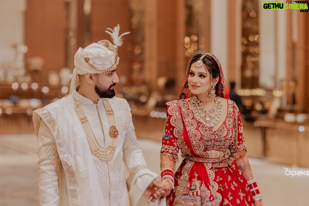 Swati Monga - 409.5K Likes - Half Year Down, Forever To Go♥️
Happy 6 My Love🧿 
.
.
.
.
.
#swatimonga #rajatswati #rajatswativlogs #couplegoals #relatable #couple #couplecontent #coupleinfluencer #viralcouple #viral #viralreels #trendingreels #happycouple #explore #explorepage #husbandandwife #newlymarried

(Love,couple, happy content, couple goals, viral reels, trending reels, couple influencers, viral, viral couple, explore, Newly Weds)