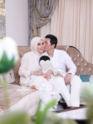 Syahrini Instagram - •
~ Assalammualaikum August 1st 2025,
Alhamdulilah Ya Allah We Can’t Thank You Enough Your Blessings Are Uncountable For our Little Family ~
_____________________ ~𝓢𝓨𝓡~ ______________________
#PrincesSyahrini
#MeAndMyDaughtersBirthday
#1stAugust2025
#Jakarta_Indonesia