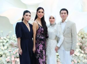 Syahrini Instagram - •
~ Indahnya Silaturahmi And Thank You For The Love ~
‘ Mohon Maaf Teman Teman Ternyata Hanya Bisa Di Tagg 20 Orang ‘
____________________ ~𝓢𝓨𝓡~ _____________________
#PrincesSyahrini
#IntimateLunchBirthday
#Jakarta_August3rd2025