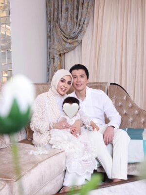Syahrini Instagram - •
~ Assalammualaikum August 1st 2025,
Alhamdulilah Ya Allah We Can’t Thank You Enough Your Blessings Are Uncountable For our Little Family ~
_____________________ ~𝓢𝓨𝓡~ ______________________
#PrincesSyahrini
#MeAndMyDaughtersBirthday
#1stAugust2025
#Jakarta_Indonesia