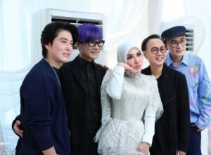 Syahrini Instagram - •
~ Indahnya Silaturahmi And Thank You For The Love ~
‘ Mohon Maaf Teman Teman Ternyata Hanya Bisa Di Tagg 20 Orang ‘
____________________ ~𝓢𝓨𝓡~ _____________________
#PrincesSyahrini
#IntimateLunchBirthday
#Jakarta_August3rd2025