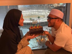 Syatilla Melvin Instagram - 9tahun dh bapak kita kawin… insyaallah doakan kami please?boleh ke?😍🤍
:
Btw tu gambar tahun lepas sambut dekat sana. Rindu🥹