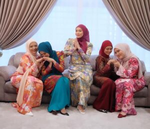 Syatilla Melvin Instagram - Sampai syurga la noh insyaallah?😍❤️