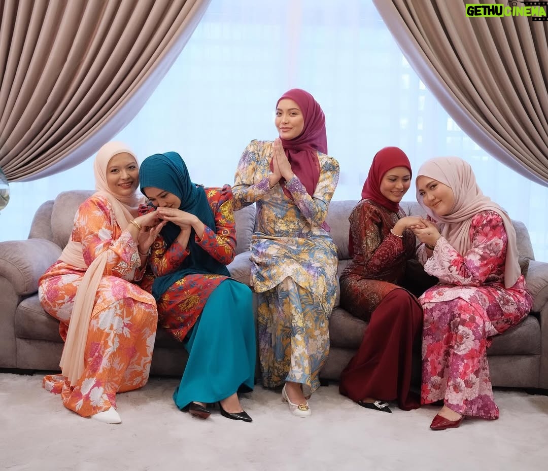 Syatilla Melvin - 12.8K Likes - Sampai syurga la noh insyaallah?😍❤️